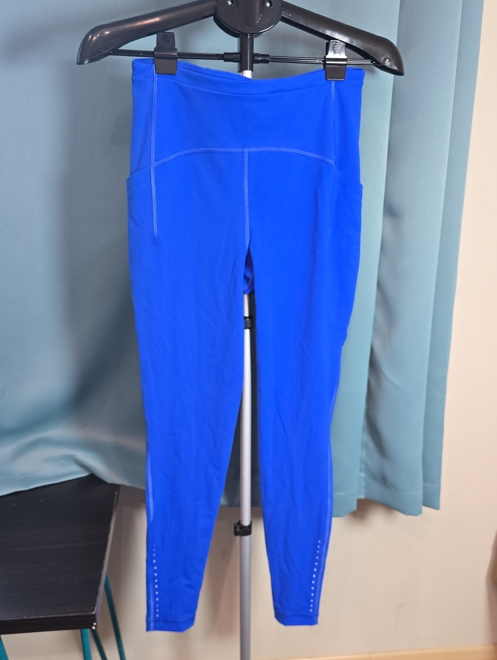 Lululemon Swift Speed HR 28" Size 8 Blazer Blue